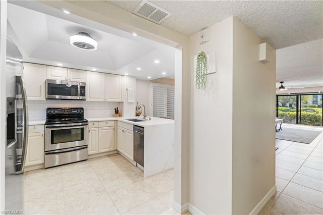 1526 Oyster Catcher PT 1526A, Naples, FL 34105
