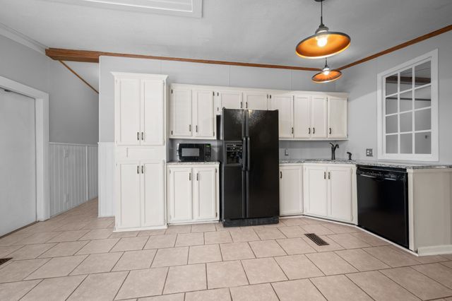 1651 Neptune Rd, Ashland City, TN 37015