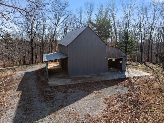 1651 Neptune Rd, Ashland City, TN 37015