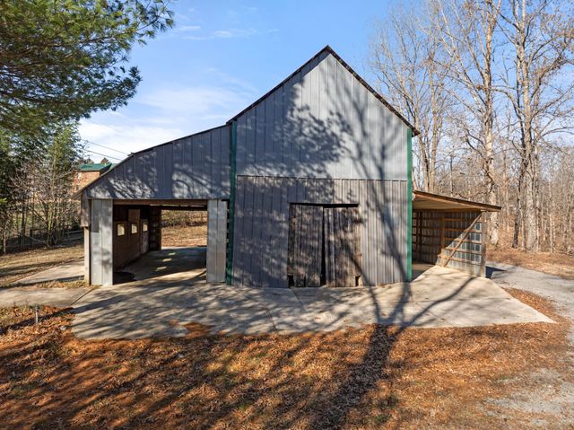 1651 Neptune Rd, Ashland City, TN 37015