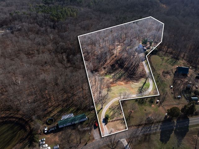 1651 Neptune Rd, Ashland City, TN 37015