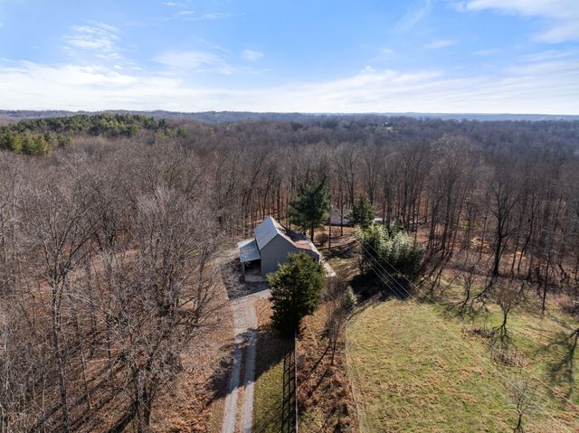 1651 Neptune Rd, Ashland City, TN 37015