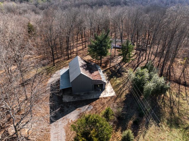 1651 Neptune Rd, Ashland City, TN 37015