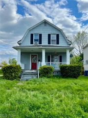 903 W 11th Street, Lorain, OH 44052