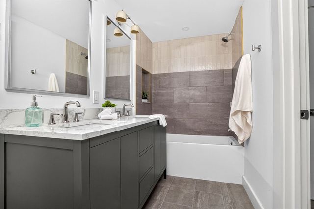 146 Jaques St A, Somerville, MA 02145