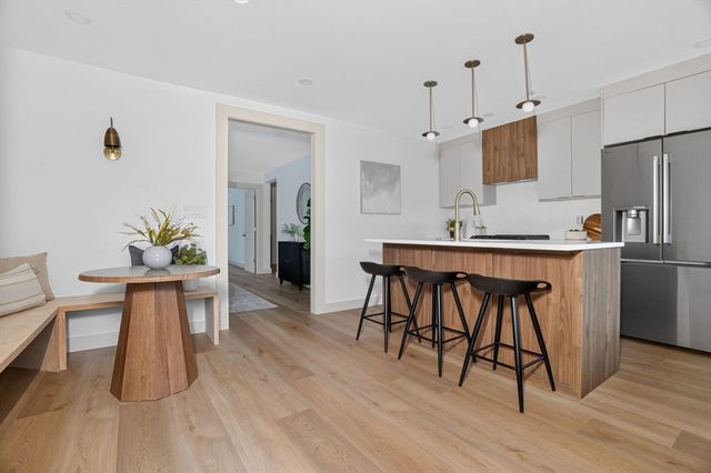 146 Jaques St A, Somerville, MA 02145