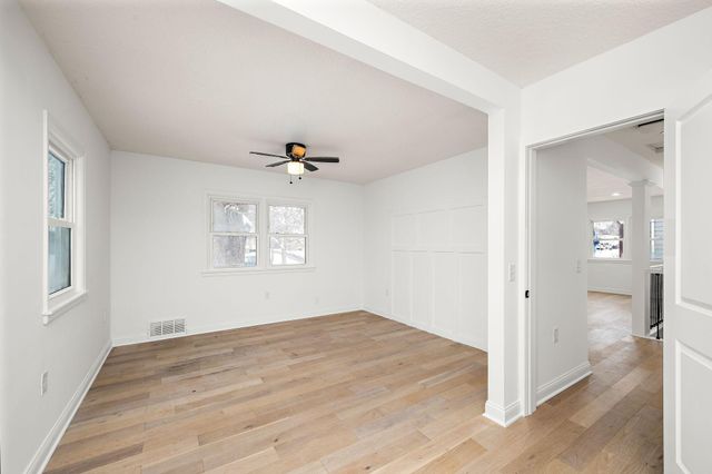1756 Saunders Avenue, Saint Paul, MN 55116