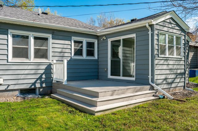 1756 Saunders Avenue, Saint Paul, MN 55116
