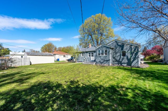1756 Saunders Avenue, Saint Paul, MN 55116