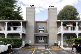 1240 Youngs Road C, Amherst, NY 14221