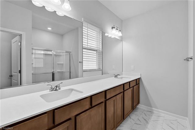 197 Candytuft Court, Lexington, NC 27295