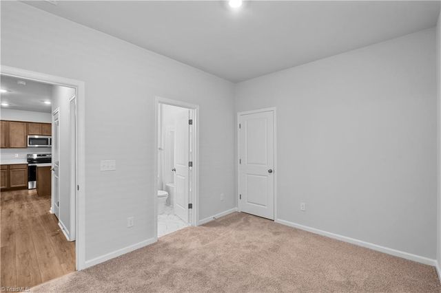 197 Candytuft Court, Lexington, NC 27295