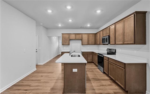197 Candytuft Court, Lexington, NC 27295