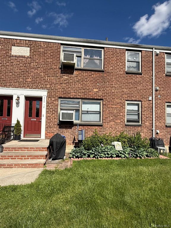 200-10 17th Avenue 2-89, Whitestone, NY 11360