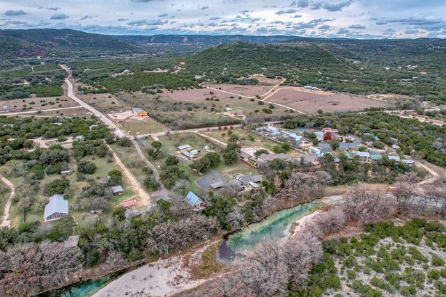 1189 CR 350, Concan, TX 78838