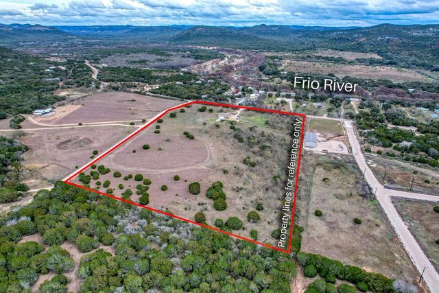 1189 CR 350, Concan, TX 78838