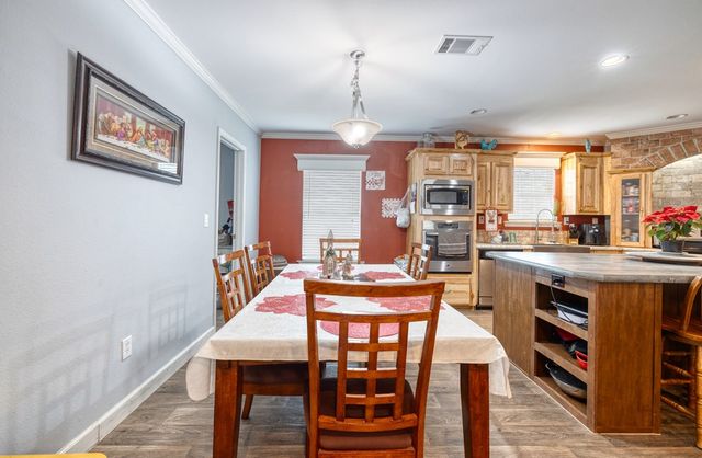 1189 CR 350, Concan, TX 78838