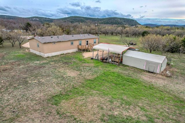 1189 CR 350, Concan, TX 78838