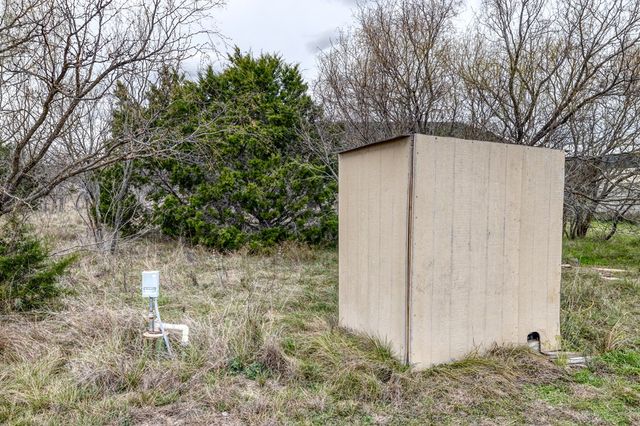 1189 CR 350, Concan, TX 78838