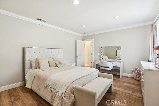 6850 Longridge, North Hollywood (los Angeles), CA 91605