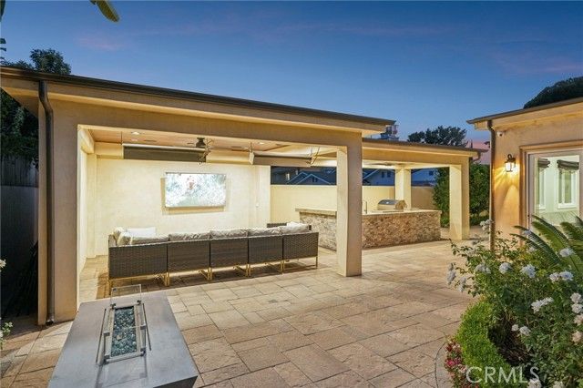 6850 Longridge, North Hollywood (los Angeles), CA 91605