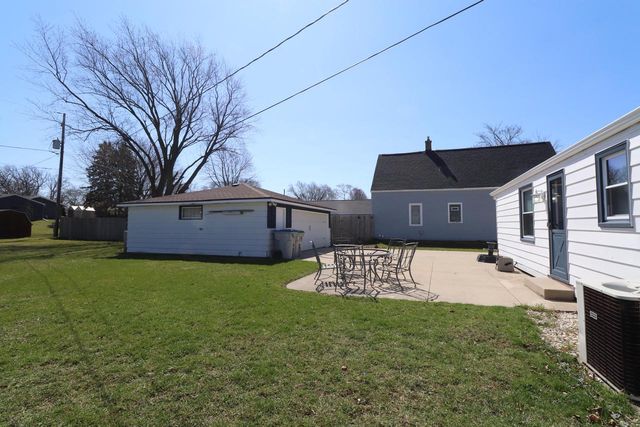 5228 9th STREET, Milwaukee, WI 53221