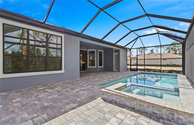 1961 Don Benito WAY, Naples, FL 34120