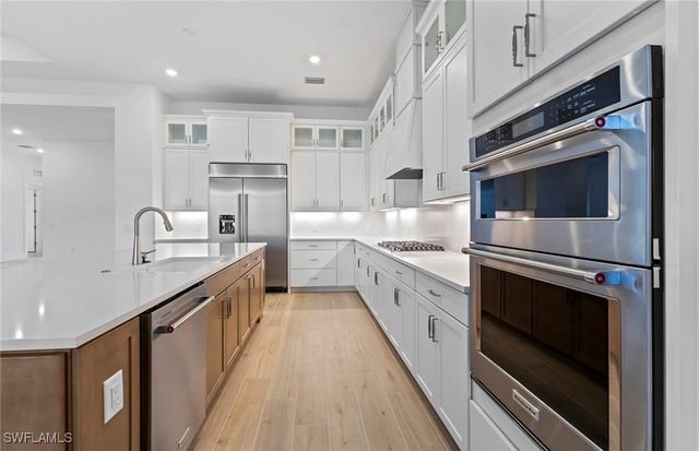 1961 Don Benito WAY, Naples, FL 34120