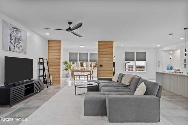 1224 Williamsburg Court, Wilmington, NC 28411