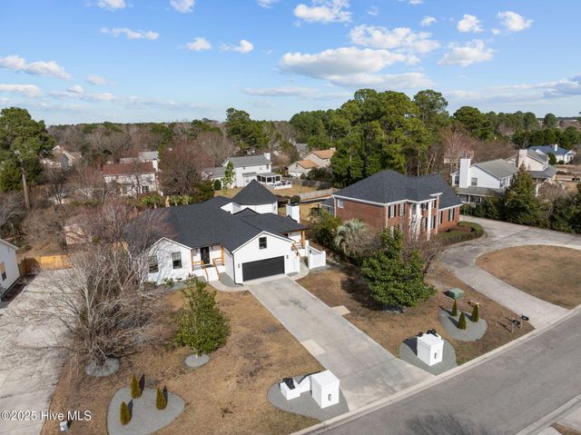 1224 Williamsburg Court, Wilmington, NC 28411