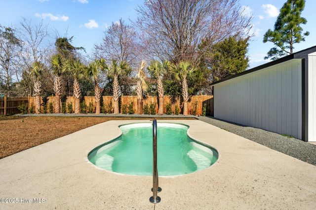 1224 Williamsburg Court, Wilmington, NC 28411