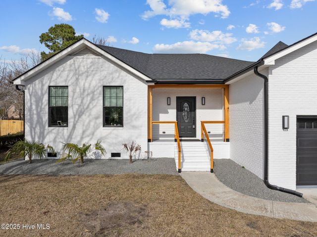 1224 Williamsburg Court, Wilmington, NC 28411