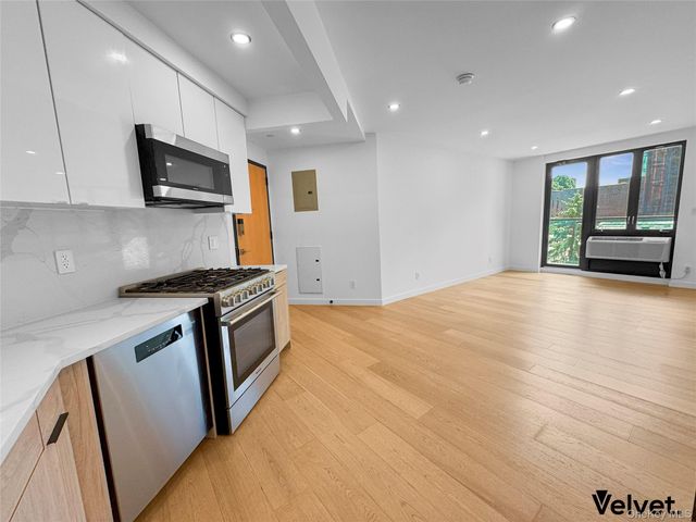 11617 Grosvenor Lane 5C, Richmond Hill, NY 11418