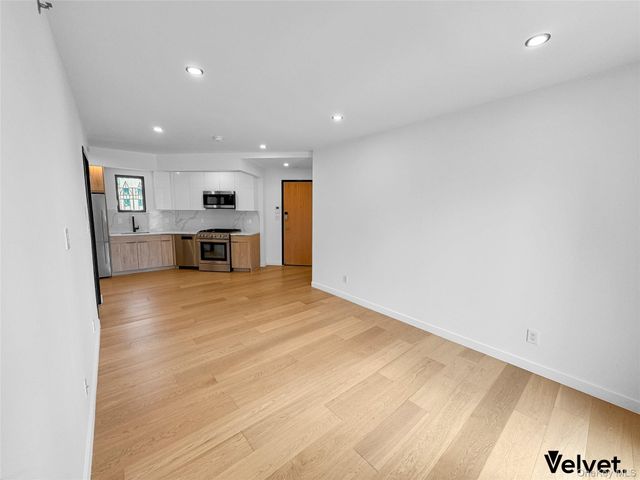 11617 Grosvenor Lane 5C, Richmond Hill, NY 11418