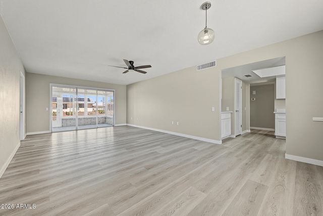 11070 W PLEASANT VALLEY Road W, Sun City, AZ 85351
