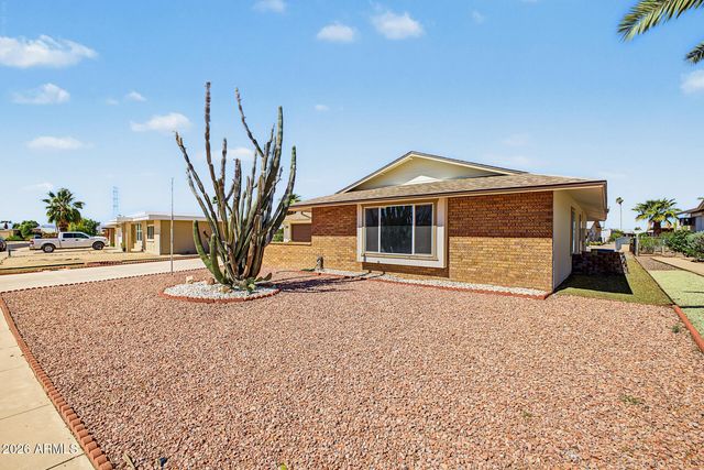 11070 W PLEASANT VALLEY Road W, Sun City, AZ 85351