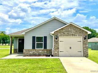 12504 Waterbury, Moundville, AL 35474