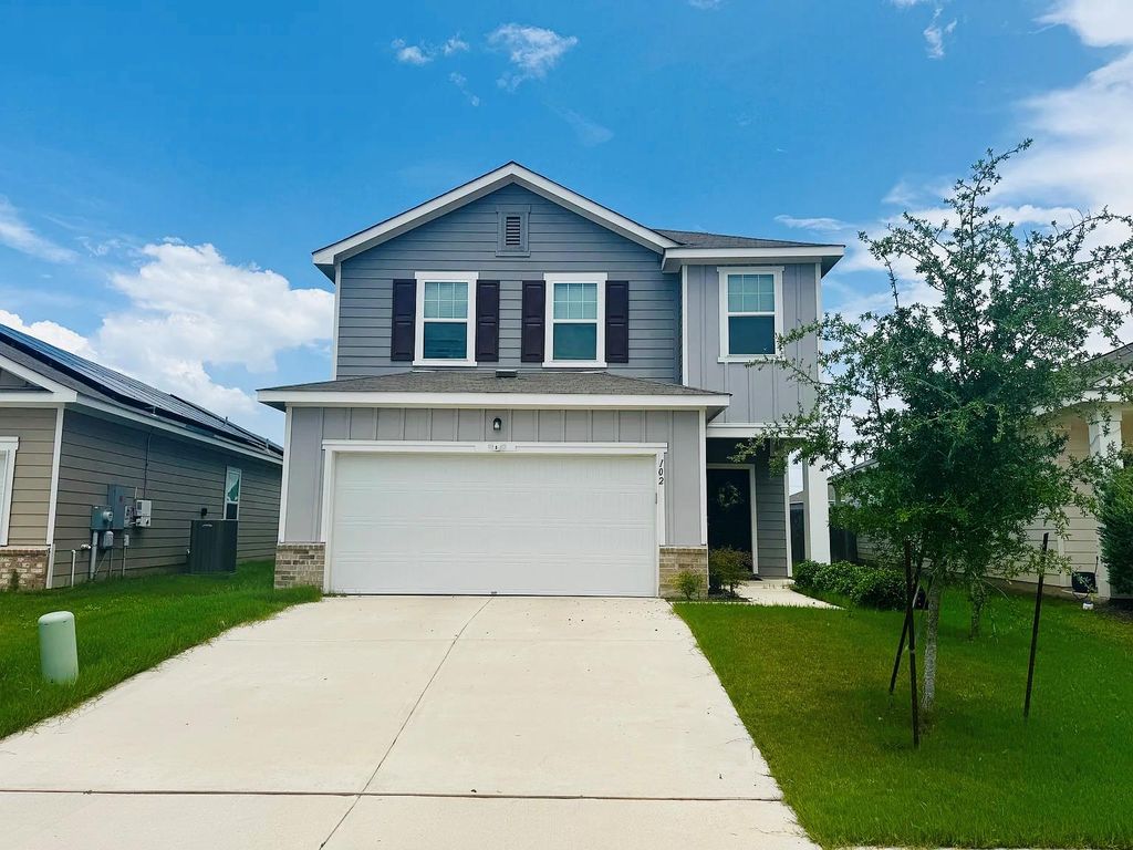102 Gemsbok DR, Hutto, TX 78634