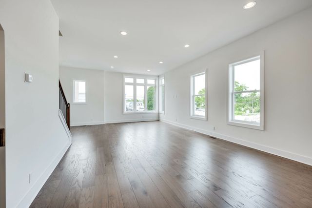 660 Hamilton Ave, Nashville, TN 37203
