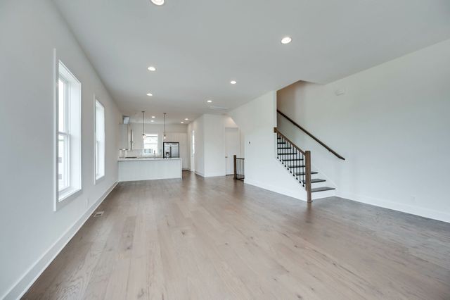 660 Hamilton Ave, Nashville, TN 37203