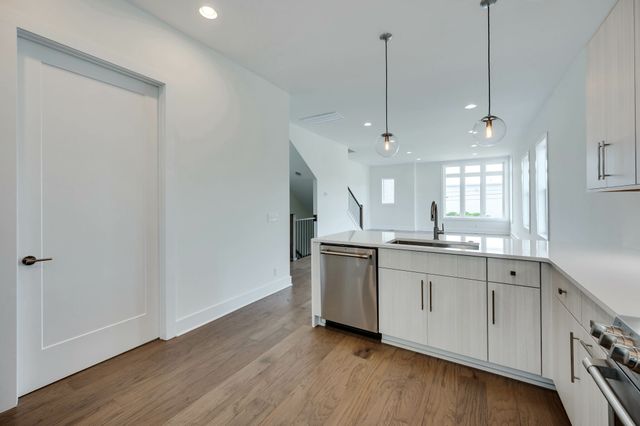 660 Hamilton Ave, Nashville, TN 37203