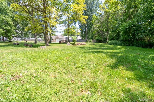 6301 Janet Street, Taylor, MI 48180