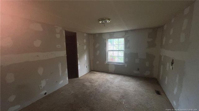 8518 Candlebrush Drive, Linden, NC 28356