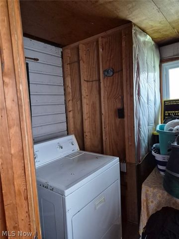 143 S Point Drive, Avon Lake, OH 44012