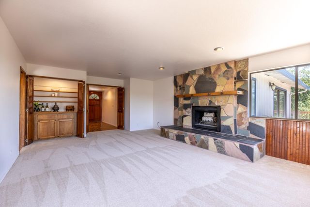 16214 Redwood Lodge Road, Los Gatos, CA 95033