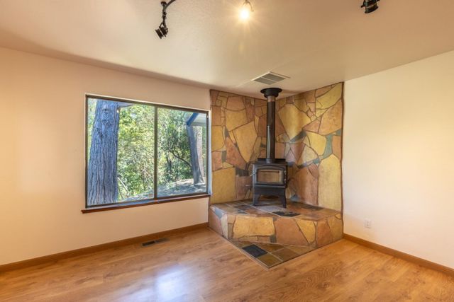 16214 Redwood Lodge Road, Los Gatos, CA 95033