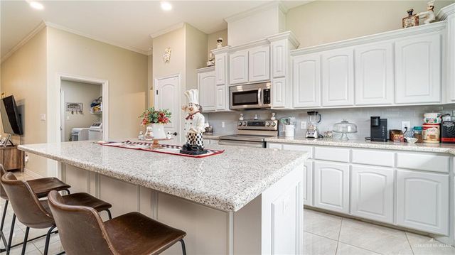 1900 Ozark Avenue, Mcallen, TX 78504