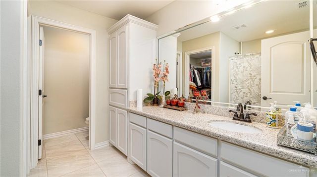1900 Ozark Avenue, Mcallen, TX 78504