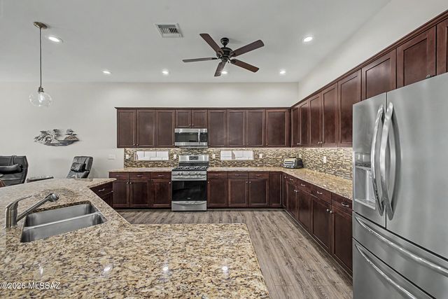 12698 N Gentle Rain Drive, Marana, AZ 85658