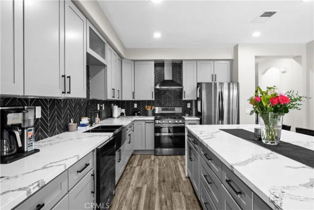 29382 Taos Circle, Murrieta, CA 92563